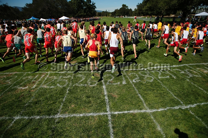 2013SIXCHS-128.JPG - 2013 Stanford Cross Country Invitational, September 28, Stanford Golf Course, Stanford, California.